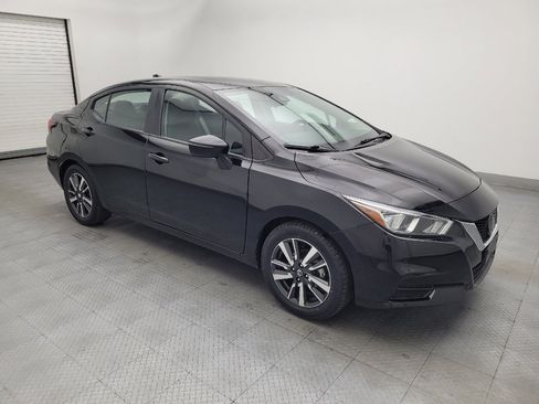 Used 2021 Nissan Versa SV FWD image 11