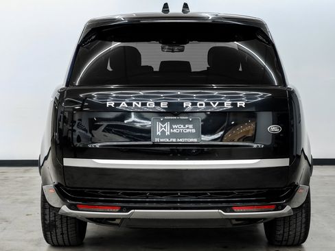 Used 2023 Land Rover Range Rover Autobiography image 10