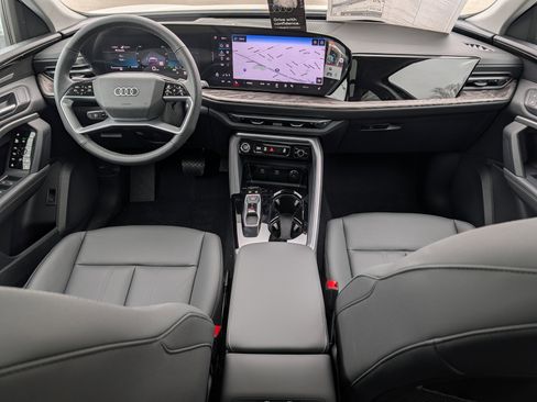 New 2025 Audi Q5 Premium Plus image 8