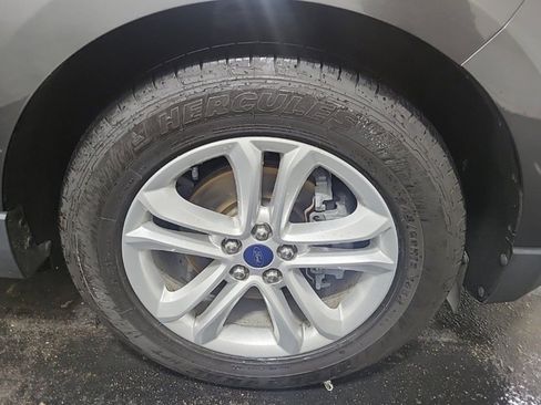 Used 2019 Ford Edge SEL image 14
