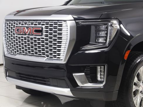 Used 2021 GMC Yukon Denali w/ Advanced Technology Package AWD/4WD image 55