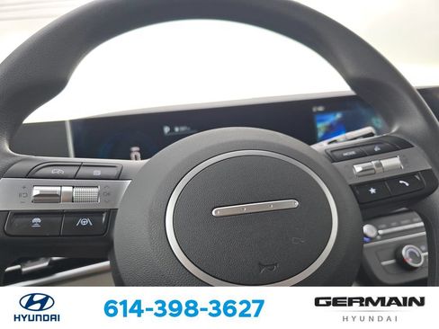 Certified 2026 Hyundai Tucson SE FWD image 22