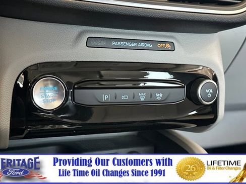 New 2025 Ford Escape SE w/ PHEV Premium Package image 18