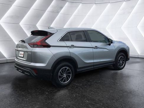Used 2025 Mitsubishi Eclipse Cross ES image 4