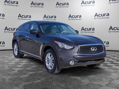 Used 2017 INFINITI QX70 AWD image 2