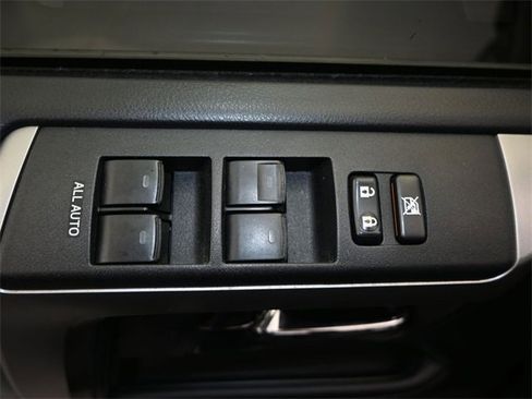 Used 2018 Toyota 4Runner SR5 image 13