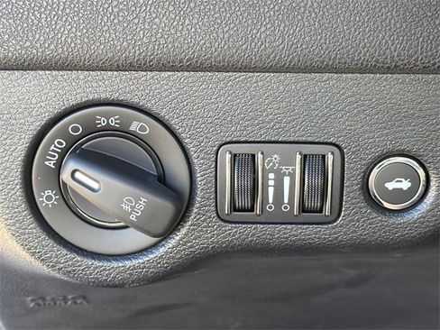 Used 2017 Dodge Charger R/T Scat Pack w/ Beats Audio Group image 21