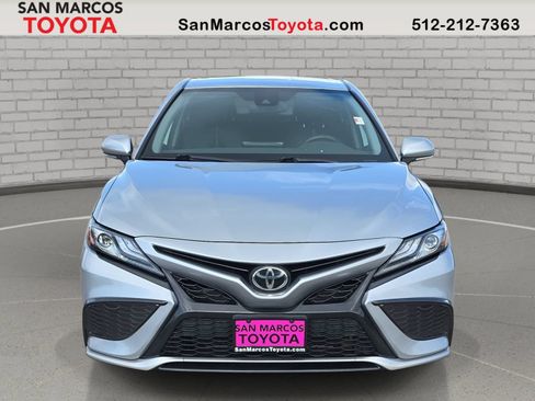 Used 2022 Toyota Camry XSE FWD image 2