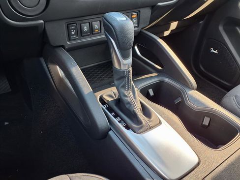 New 2025 Nissan Frontier SV w/ SV Convenience Package image 17