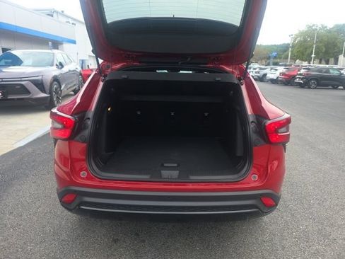 New 2026 Chevrolet Trax RS w/ Driver Confidence Package FWD image 30
