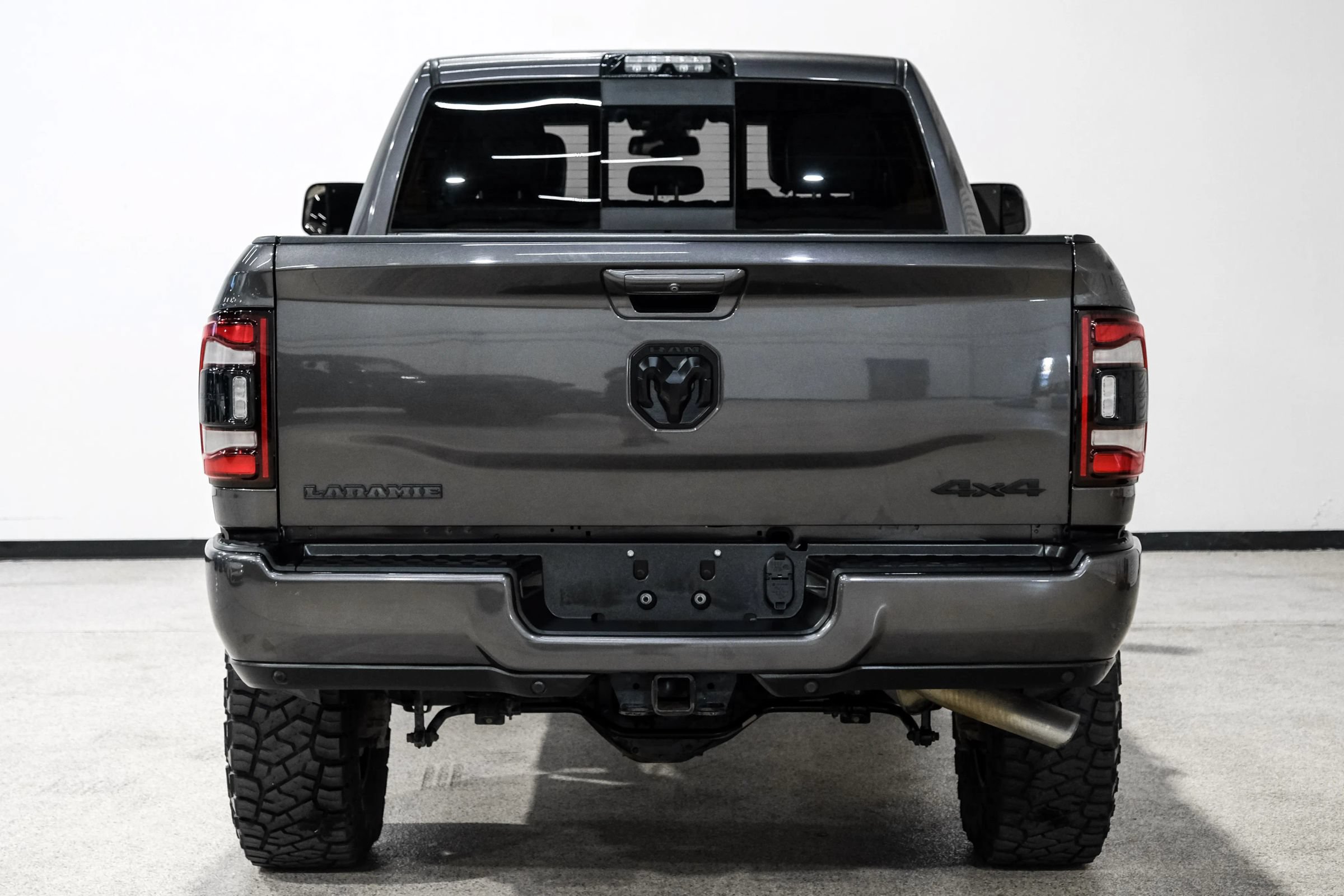 Used 2020 RAM 2500 Laramie w/ Night Edition AWD/4WD image 7