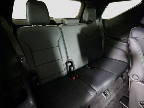 Certified 2025 Chevrolet Traverse High Country w/ LPO, Floor Liner Package image 27