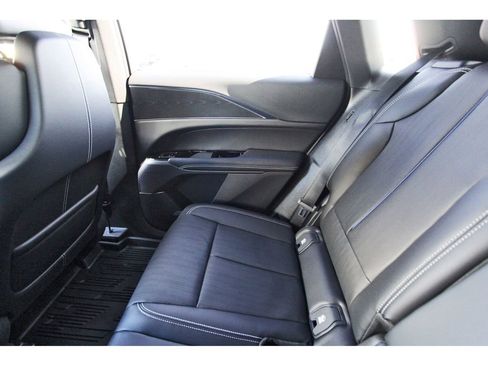 New 2026 Cadillac Lyriq Sport image 12