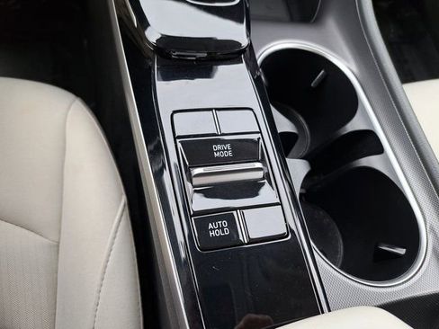 Used 2023 Hyundai Sonata SEL w/ Convenience Package FWD image 16