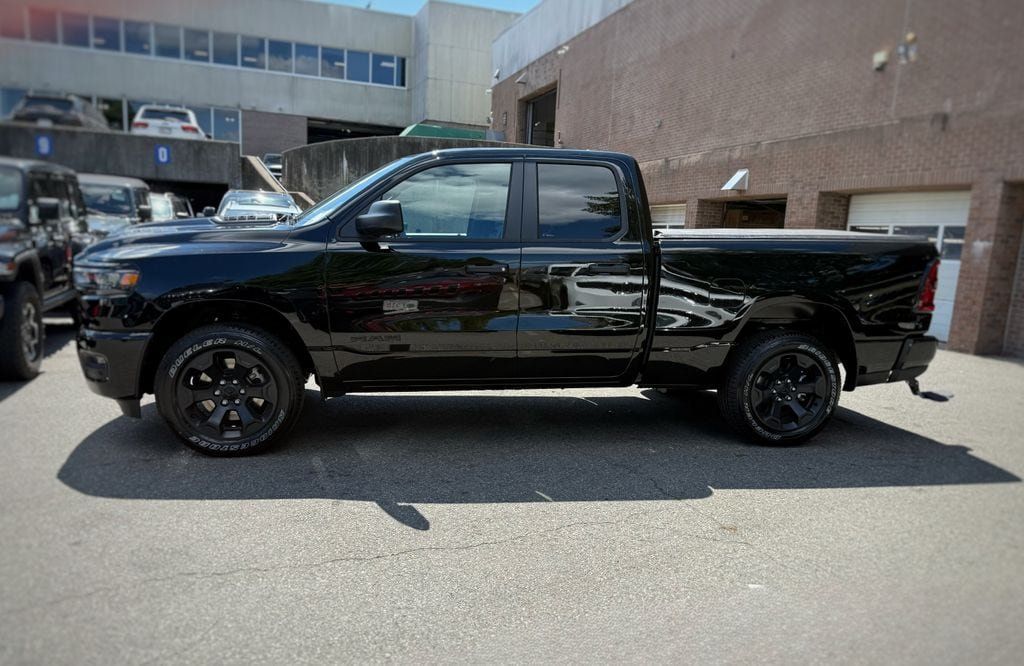 New 2026 RAM 1500 Express AWD/4WD image 15