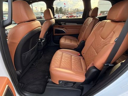 Used 2024 Kia Telluride EX X-Line image 10