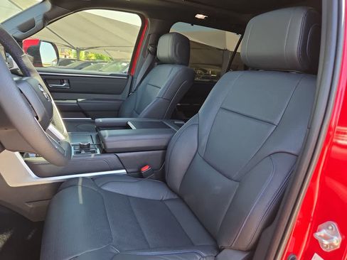Certified 2025 Toyota Sequoia Platinum AWD/4WD image 15