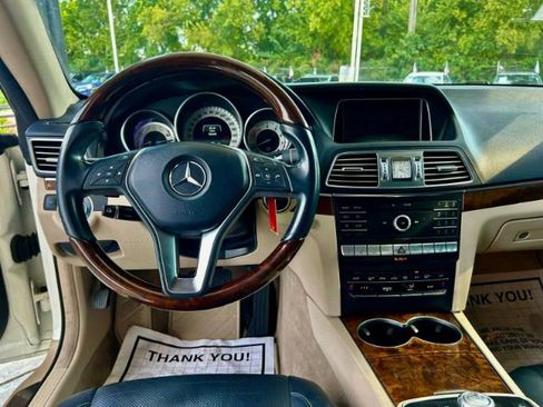 Used 2016 Mercedes-Benz E 400 Cabriolet image 9