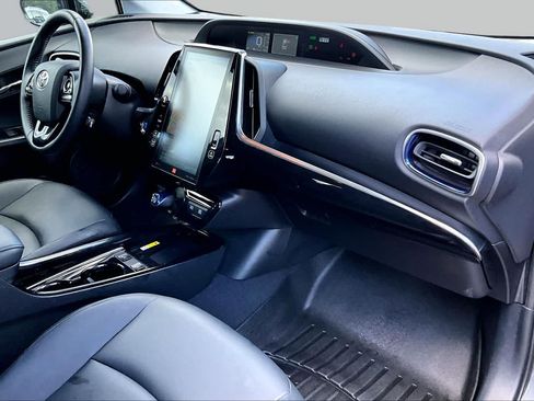 Used 2019 Toyota Prius Limited FWD image 19