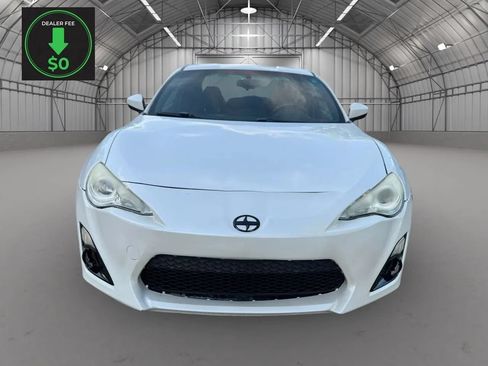Used 2013 Scion FR-S RWD image 8