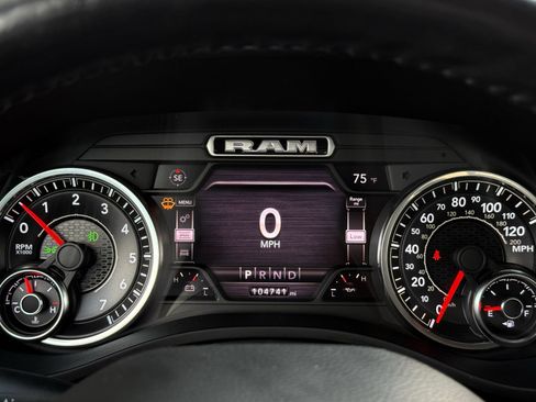 Used 2020 RAM 1500 Laramie AWD/4WD image 43