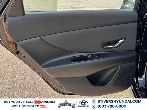 New 2026 Hyundai Elantra Limited FWD image 24