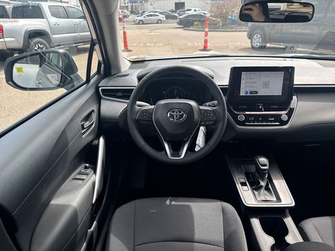 New 2026 Toyota Corolla Cross LE AWD/4WD image 11