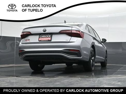 Used 2024 Volkswagen Jetta SE w/ Panoramic Sunroof Package FWD image 40
