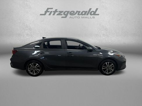 Used 2024 Kia Forte LXS FWD image 8