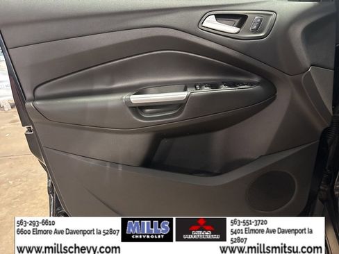 Used 2018 Ford Escape SE w/ Ford Safe & Smart Package image 9