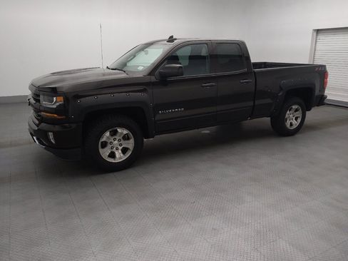 Used 2018 Chevrolet Silverado 1500 LT w/ All Star Edition AWD/4WD image 2