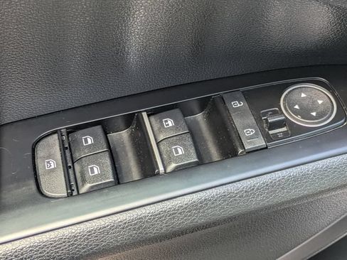 Used 2024 Kia Soul EX w/ Option Group 015 FWD image 21