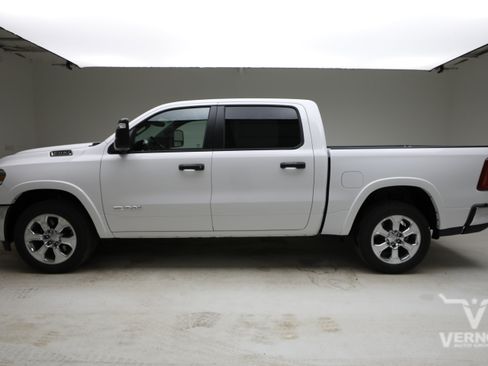 New 2026 RAM 1500 Big Horn AWD/4WD image 2