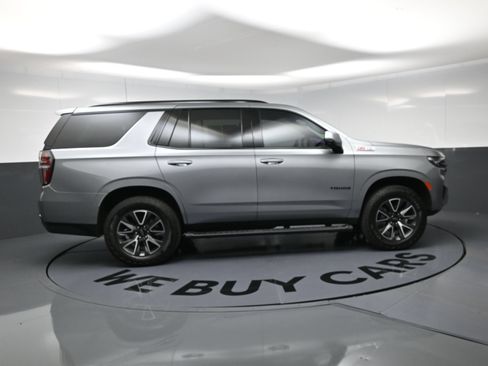 Used 2023 Chevrolet Tahoe Z71 w/ Luxury Package AWD/4WD image 10