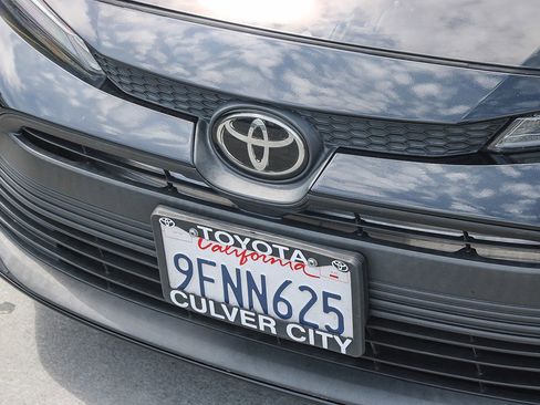 Certified 2023 Toyota Corolla LE image 6