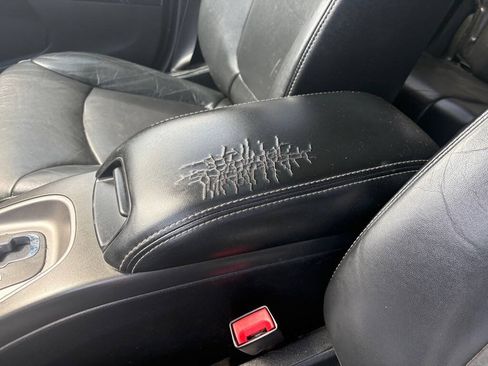 Used 2018 Dodge Journey Crossroad w/ Nav & Sun Group AWD/4WD image 15