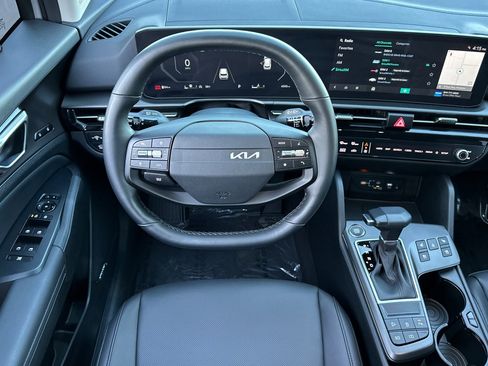 Certified 2026 Kia Sportage SX image 11