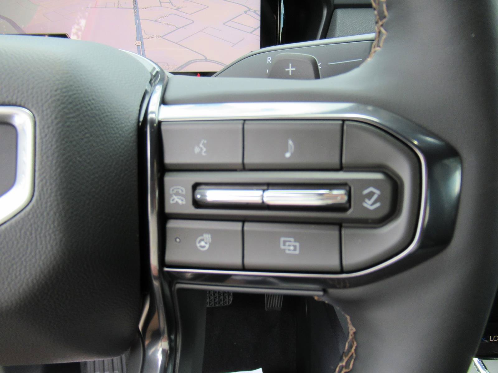 New 2027 GMC Terrain AT4 w/ Convenience Package III AWD/4WD image 26