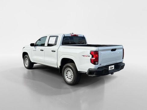Used 2024 Chevrolet Colorado W/T AWD/4WD image 6