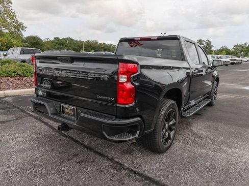 Used 2023 Chevrolet Silverado 1500 Custom RWD image 9