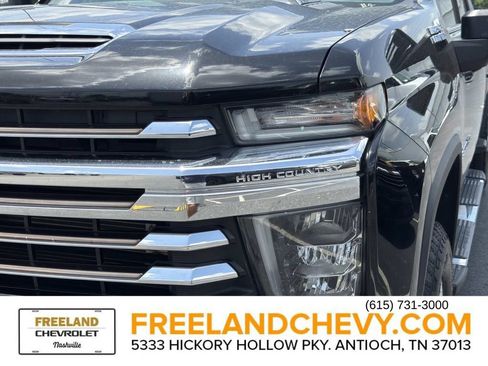 Used 2020 Chevrolet Silverado 3500 High Country w/ Technology Package AWD/4WD image 10