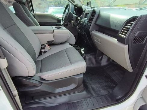 Used 2018 Ford F150 XL w/ Equipment Group 101A Mid AWD/4WD image 12
