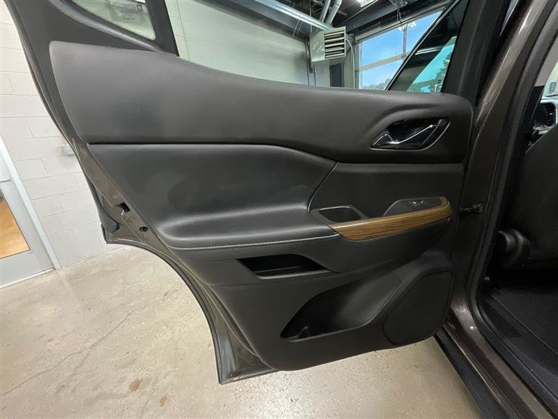 Used 2019 GMC Acadia SLE AWD/4WD image 19
