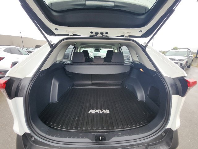 Used 2020 Toyota RAV4 LE w/ All Weather Liner Package AWD/4WD image 10