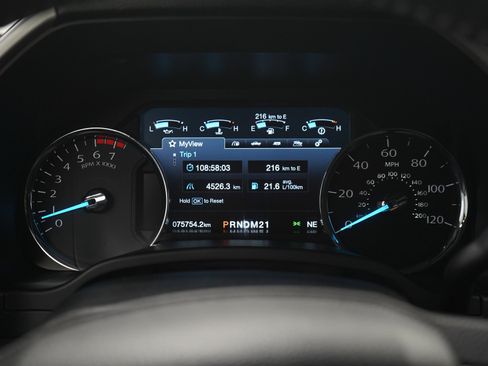 Used 2018 Ford F250 Lariat w/ Lariat Ultimate Package AWD/4WD image 24