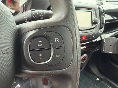 Used 2014 FIAT 500L Pop FWD image 20
