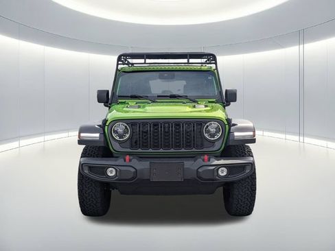 Used 2025 Jeep Wrangler Unlimited Rubicon w/ Safety Group AWD/4WD image 9