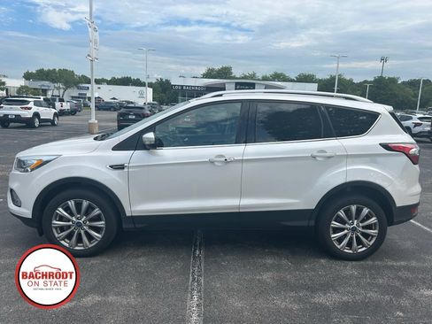 Used 2018 Ford Escape Titanium AWD/4WD image 8