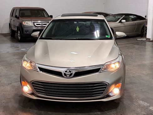 Used 2014 Toyota Avalon XLE Touring image 38