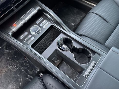 New 2026 Lincoln Nautilus Reserve image 17